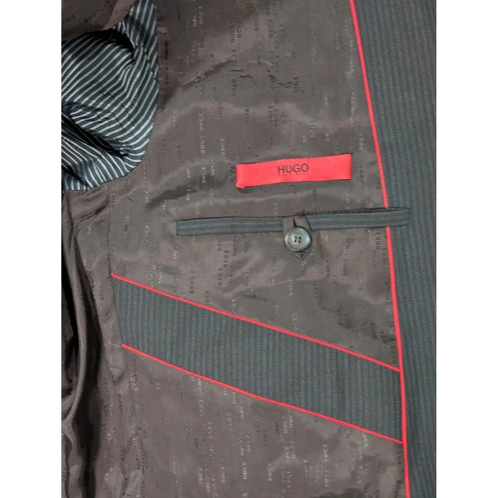 Hugo Boss Amaro Helse Blazer 42R Dark Brown Pinstripe 2 Button 100% Wool Jacket
